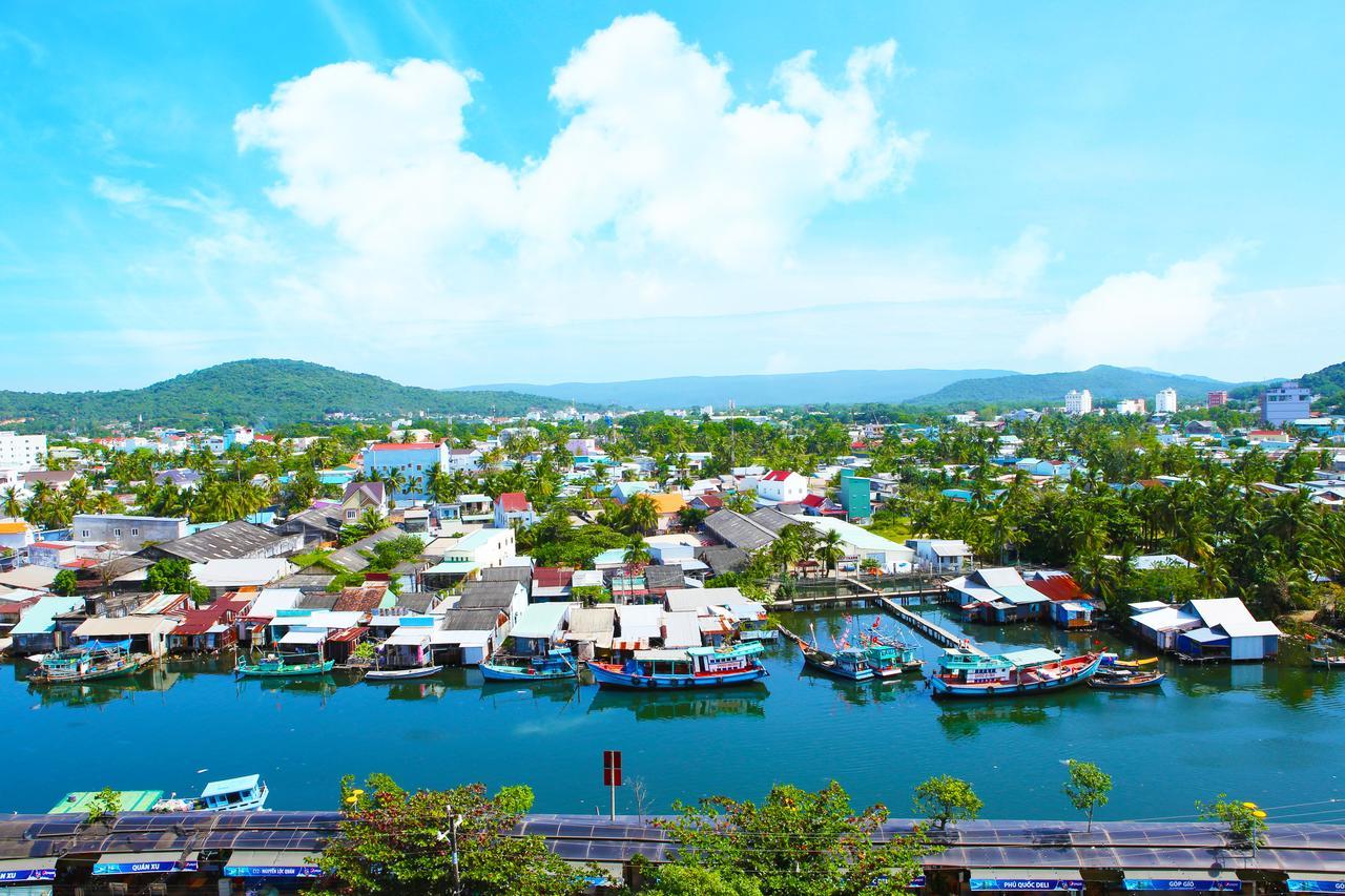 Quang Trung Phu Quoc Hotel Luaran gambar